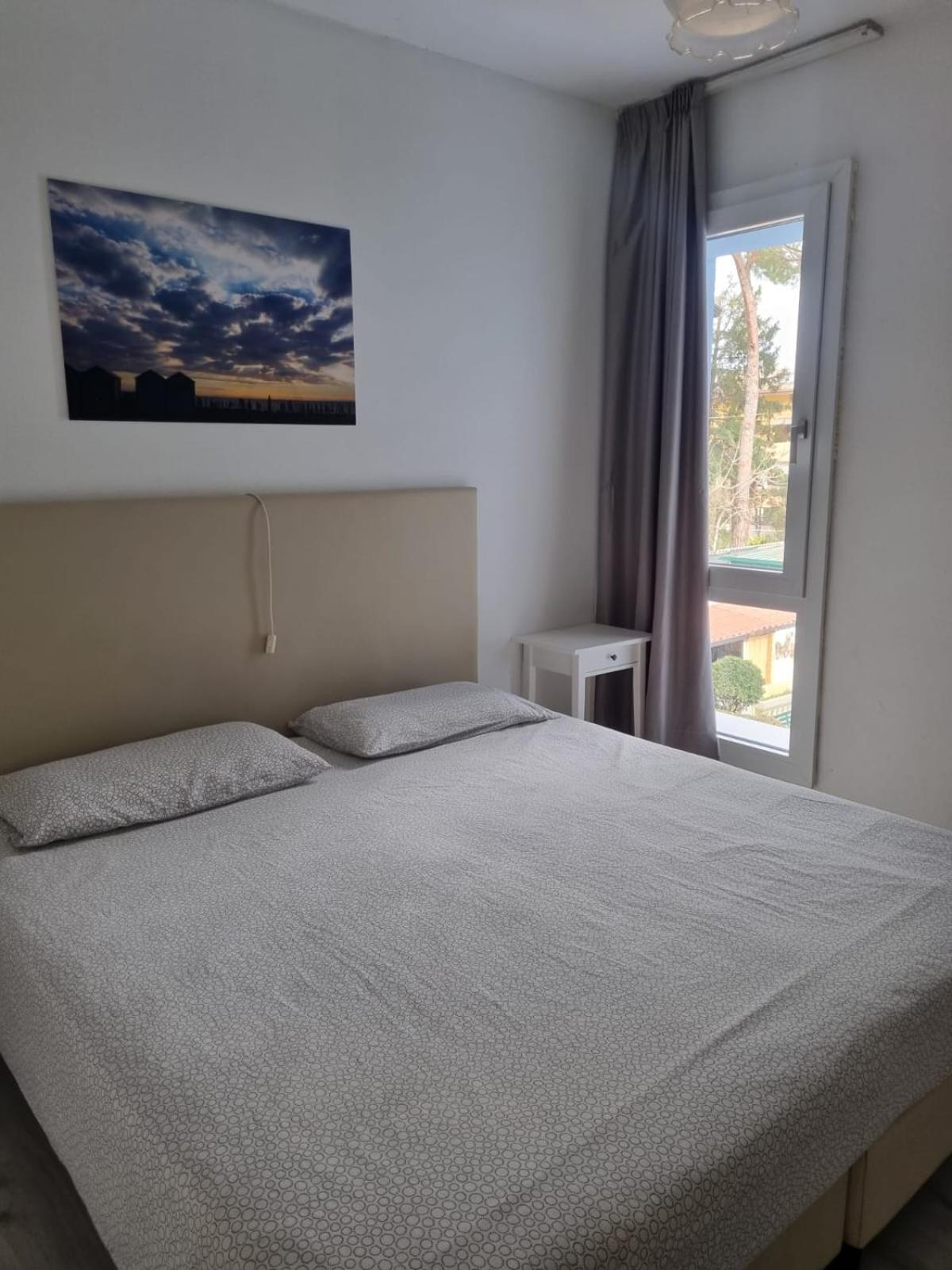 Appart-Hotel Holiday Линяно Сабиадоро Екстериор снимка