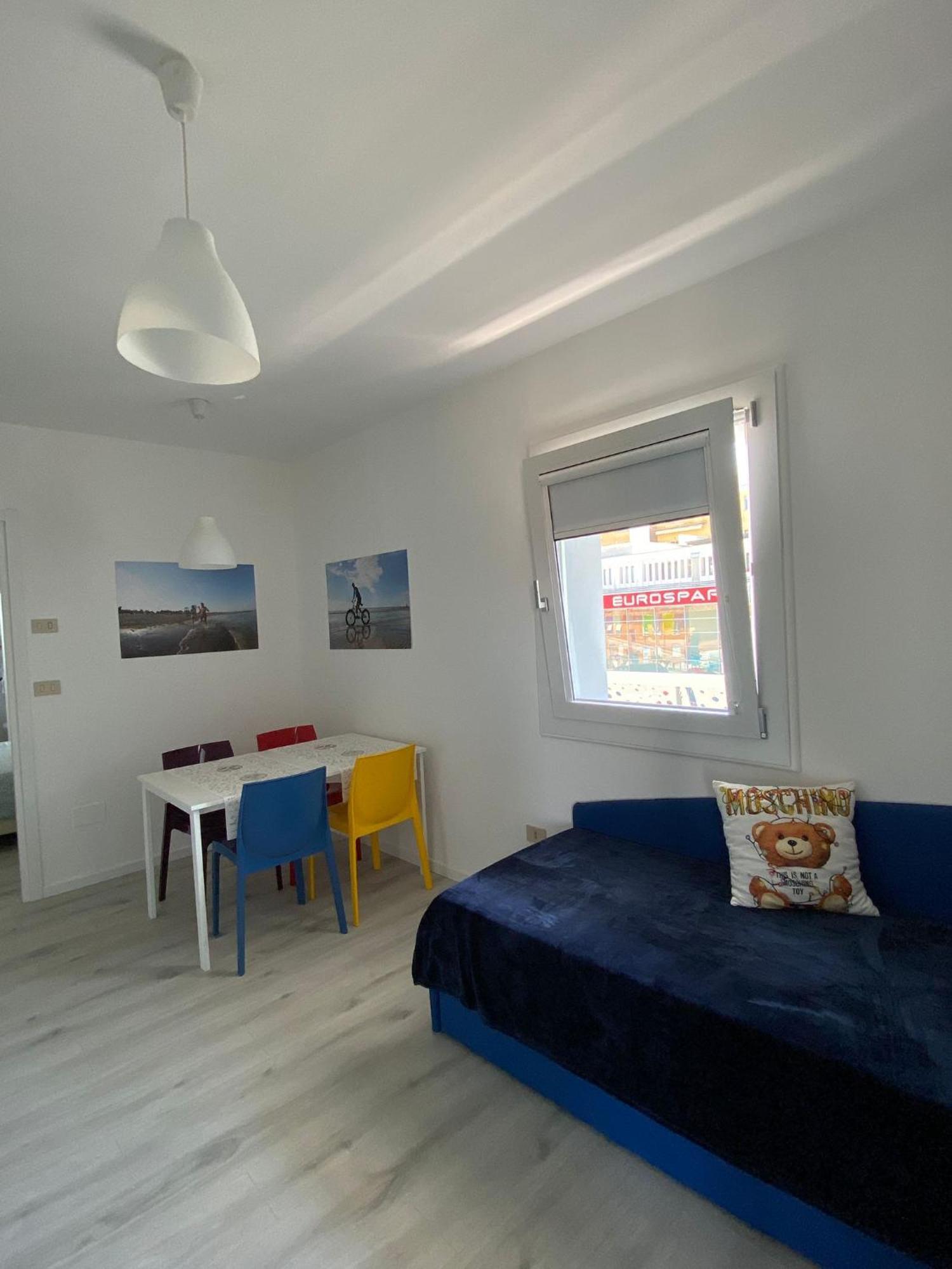Appart-Hotel Holiday Линяно Сабиадоро Екстериор снимка