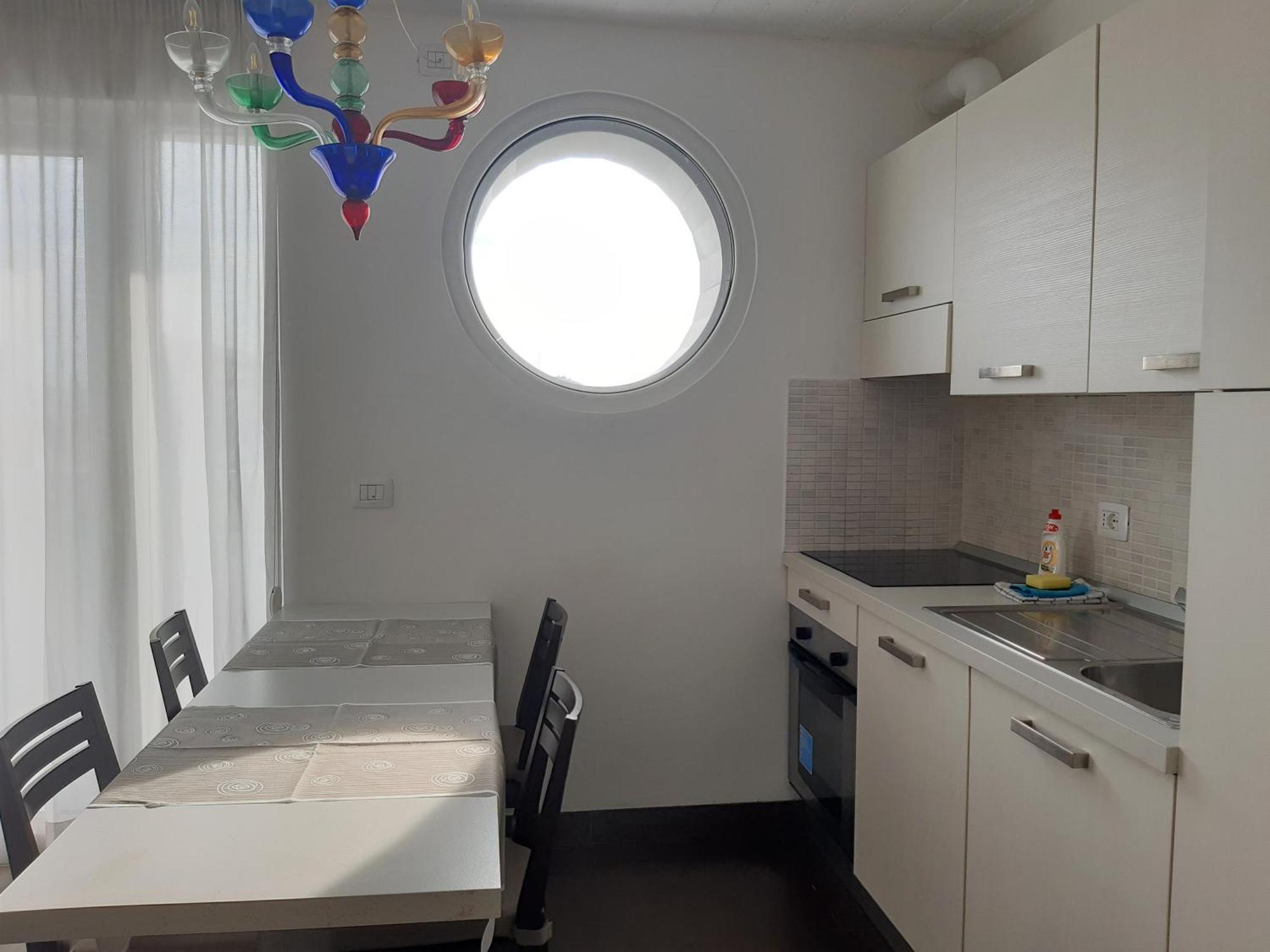 Appart-Hotel Holiday Линяно Сабиадоро Екстериор снимка