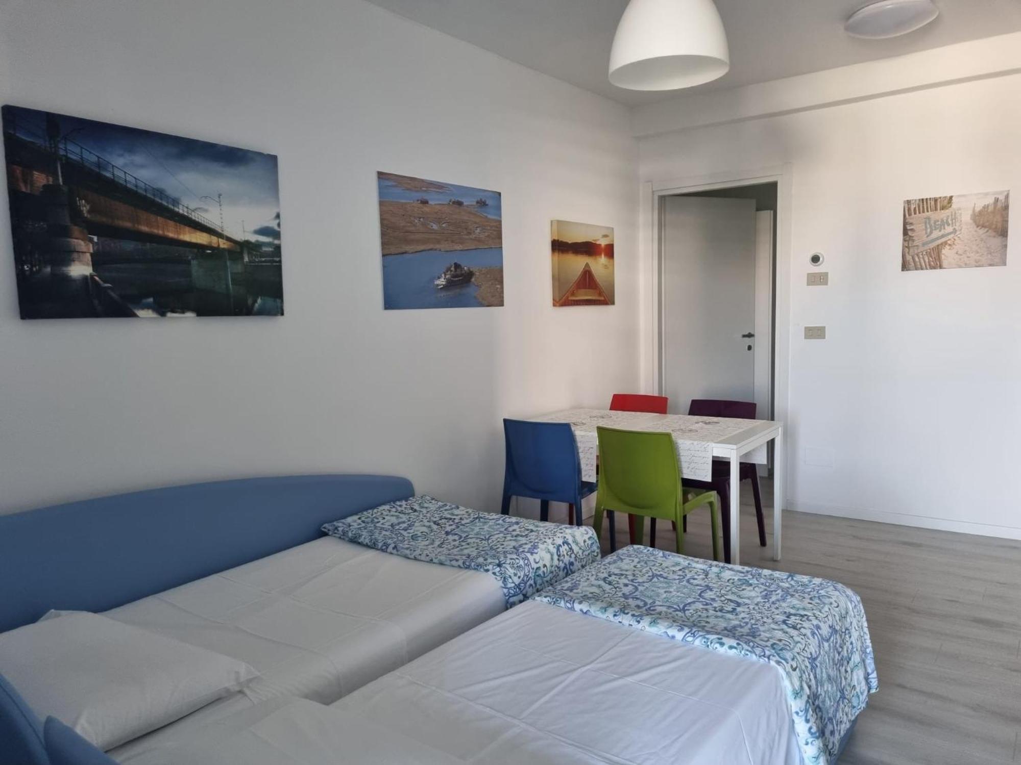 Appart-Hotel Holiday Линяно Сабиадоро Екстериор снимка