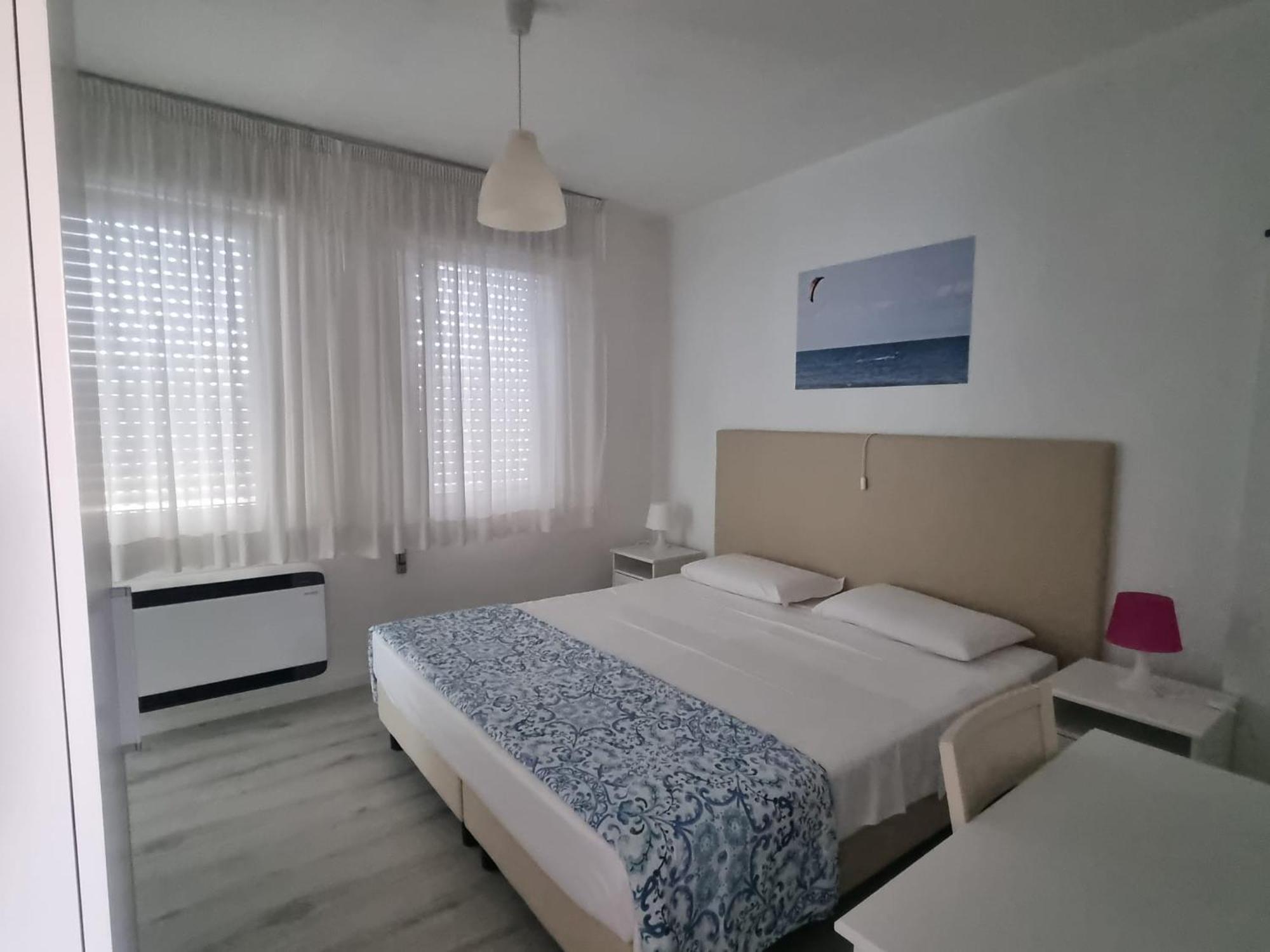 Appart-Hotel Holiday Линяно Сабиадоро Екстериор снимка
