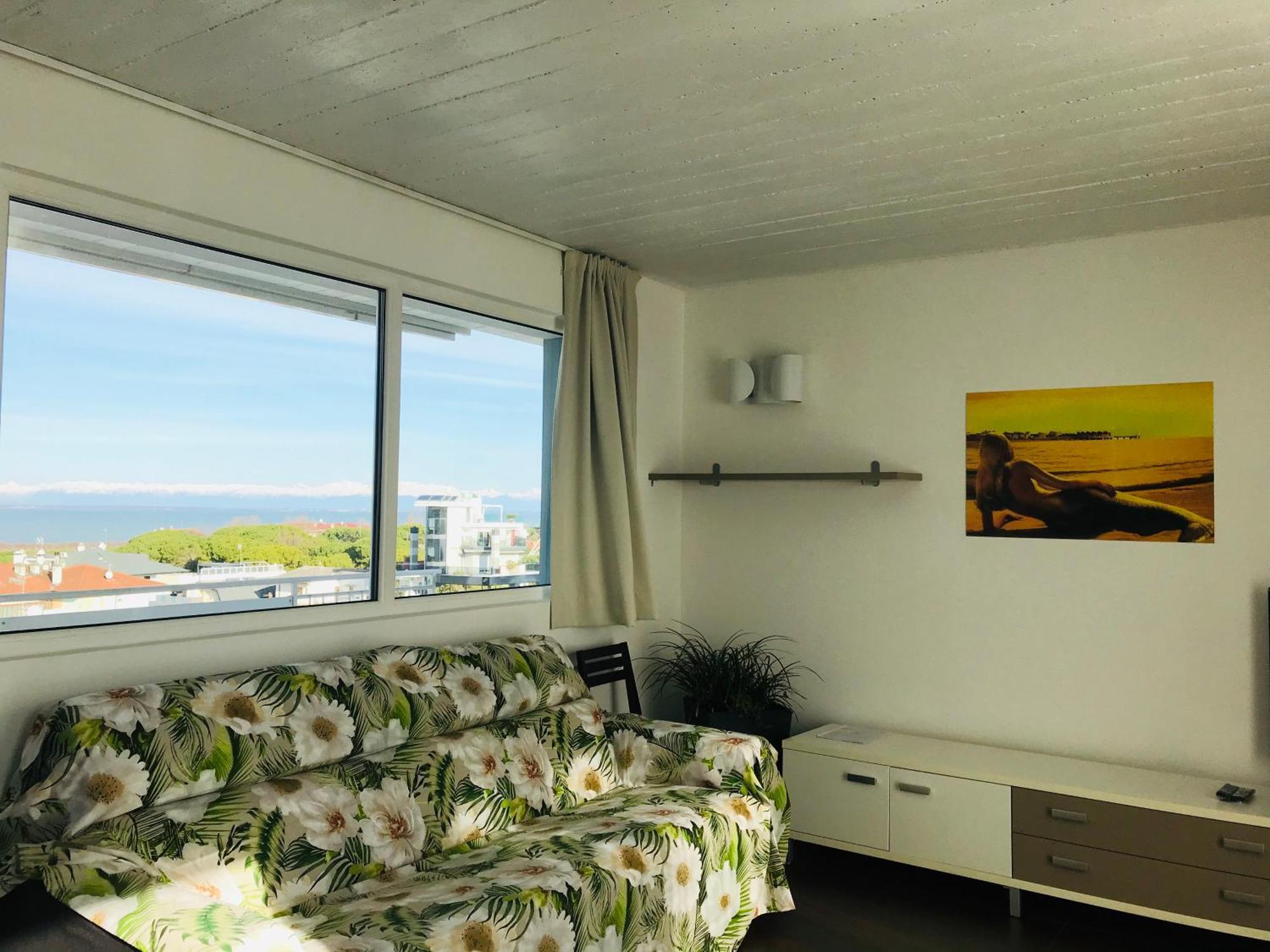 Appart-Hotel Holiday Линяно Сабиадоро Екстериор снимка